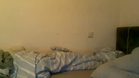 Snapshot of megamanp chatting on February 8, 2026, 6:33 pm megamanp online show from February 8, 2026, 6:33 pm