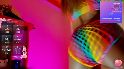 Snapshot of megan_7777 chatting on January 20, 2025, 3:59 am megan_7777 online show from January 20, 2025, 3:59 am