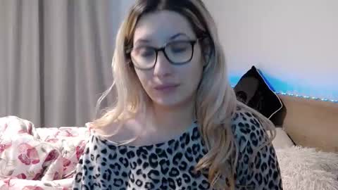 Megan Blazee  online show from January 14, 2026, 6:35 pm