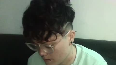 Megan and sophi online show from March 9, 2025, 7:34 am