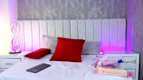 Carolina Paez online show from February 18, 2025, 8:25 pm