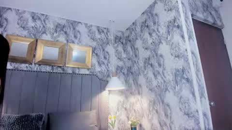 Carolina Paez online show from September 13, 2025, 12:38 pm