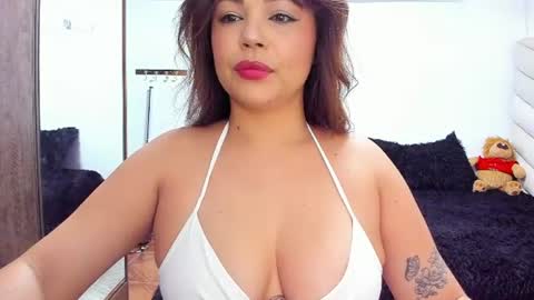 megan_danger_ online show from August 5, 2026, 4:21 pm