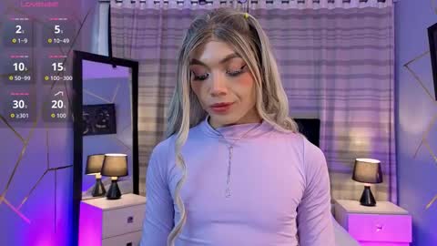 megan do santos online show from November 26, 2025, 8:43 pm