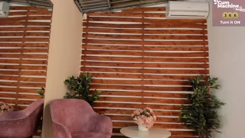 megan_raiin online show from January 29, 2025, 9:23 am