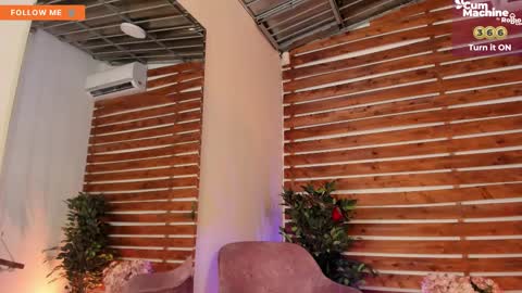 megan_raiin online show from February 20, 2025, 9:11 am