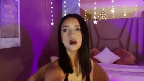 Snapshot of megan_saint chatting on June 19, 2026, 2:21 pm megan_saint online show from June 19, 2026, 2:21 pm