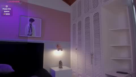 Jazmin  online show from December 18, 2024, 8:03 pm