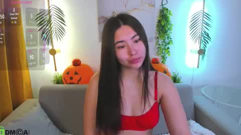 Snapshot of megan_williamms chatting on October 31, 2025, 2:01 am Megan online show from October 31, 2025, 2:01 am