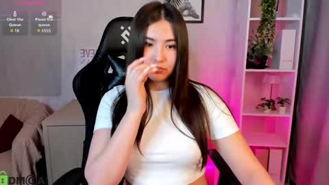 Snapshot of megan_williamms chatting on November 21, 2025, 9:41 am Megan online show from November 21, 2025, 9:41 am