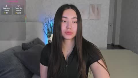 Snapshot of megan_williamms chatting on December 3, 2025, 9:29 am Megan online show from December 3, 2025, 9:29 am