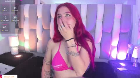 Snapshot of megan_wolf_1 chatting on February 22, 2025, 9:12 am  Megan  Online 1200am To 600 am Colombian time online show from February 22, 2025, 9:12 am