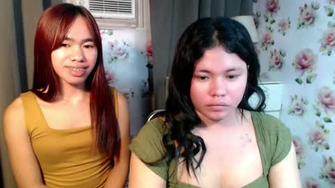 Snapshot of megan_younng chatting on July 19, 2026, 11:52 pm MEGAN online show from July 19, 2026, 11:52 pm