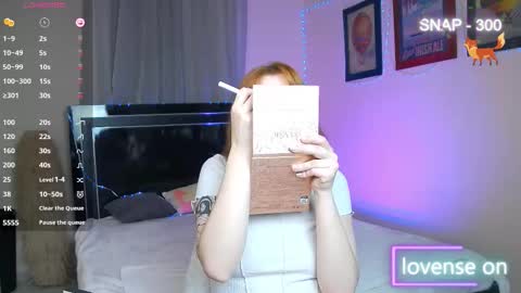 megancat333 online show from February 11, 2026, 9:09 pm