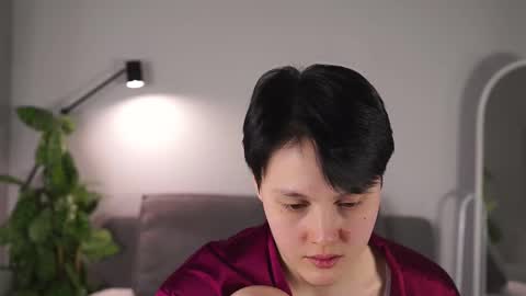 Michelle online show from March 7, 2025, 2:23 pm