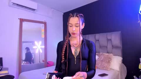 Snapshot of meganfooster chatting on February 28, 2026, 10:33 pm Emma Cyrus online show from February 28, 2026, 10:33 pm