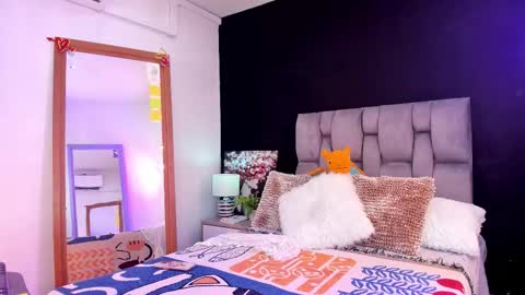 Snapshot of meganfooster chatting on March 12, 2026, 11:00 pm Emma Cyrus online show from March 12, 2026, 11:00 pm