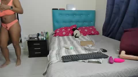 megan        online show from March 11, 2025, 3:05 am