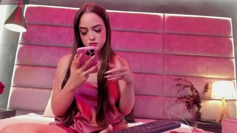 meganmonroee_ online show from April 6, 2026, 6:36 am