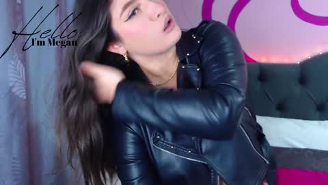 Im Megan Please do not demand a show without first tiping  Thank you online show from December 31, 2024, 6:37 am