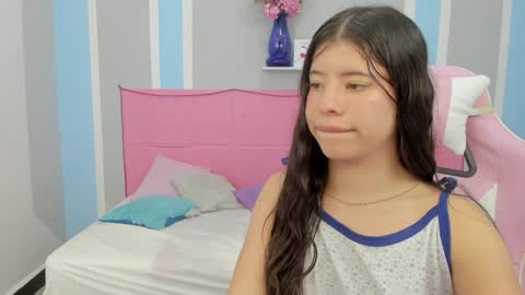 Snapshot of meganqueen2 chatting on January 25, 2025, 7:18 pm Megan Queen online show from January 25, 2025, 7:18 pm