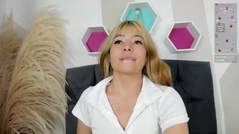 megansky18 online show from January 2, 2025, 10:55 pm