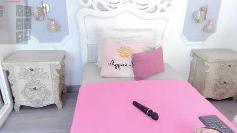 Megan online show from November 8, 2025, 12:16 pm