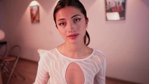 megga_bluee online show from November 14, 2025, 2:21 am