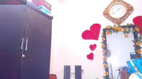  MEGHAN  online show from October 28, 2025, 6:10 pm