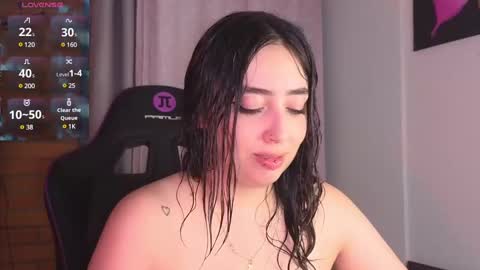 Snapshot of megumi_yang chatting on January 28, 2025, 1:18 am Megumi online show from January 28, 2025, 1:18 am