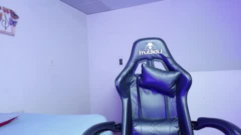 Mei online show from April 1, 2026, 1:17 am