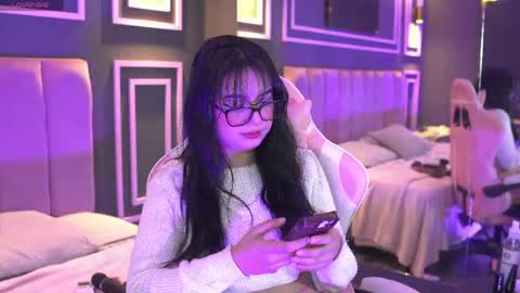 Snapshot of mekari_doll chatting on April 17, 2026, 7:17 pm Mekari . online show from April 17, 2026, 7:17 pm
