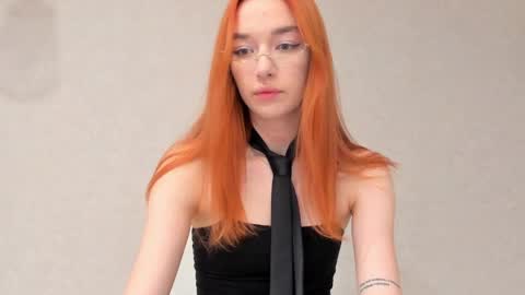 mel__lisa online show from April 3, 2026, 8:51 pm