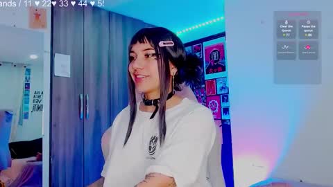 Melissa  -  -  Please help me to reach 100 thumbs up online show from January 23, 2025, 2:23 am