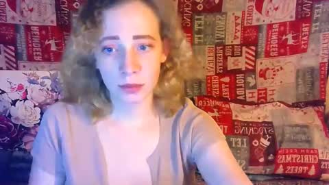 Snapshot of mel_mellie chatting on March 3, 2025, 6:33 pm Mel Mellie online show from March 3, 2025, 6:33 pm