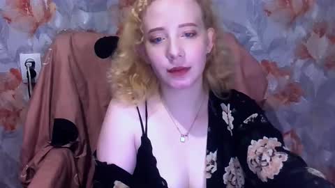 Mel Mellie online show from December 4, 2025, 8:50 pm