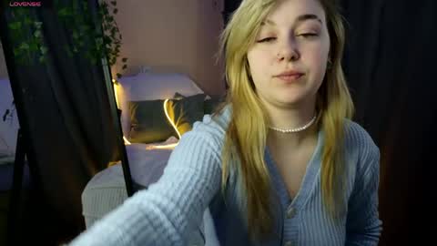 Mel online show from April 6, 2026, 10:27 am