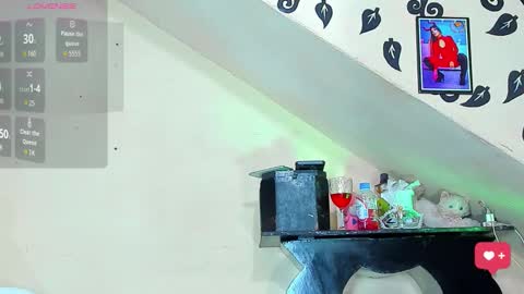 mel_rousse online show from February 17, 2026, 2:52 am