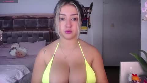 Melaany  online show from February 12, 2026, 11:38 am