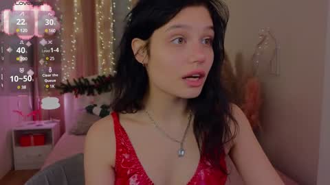 Snapshot of melan1e_ chatting on December 26, 2024, 7:16 pm mel online show from December 26, 2024, 7:16 pm