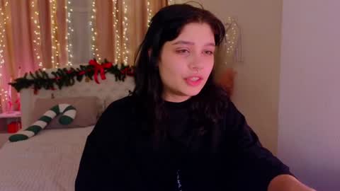 Snapshot of melan1e_ chatting on January 14, 2025, 11:27 pm mel online show from January 14, 2025, 11:27 pm