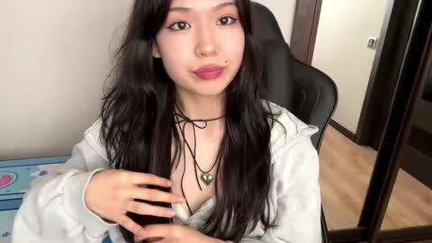 Melana online show from March 10, 2025, 10:59 am