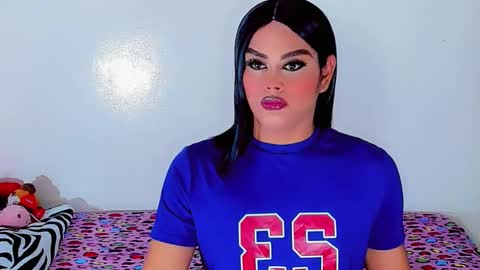 melanie_dolls online show from November 16, 2025, 12:11 pm