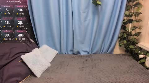 Snapshot of melanie_grant chatting on December 20, 2025, 9:05 am Melanie online show from December 20, 2025, 9:05 am