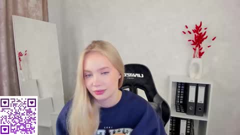 Melanie online show from September 24, 2025, 12:14 am