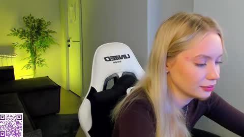 Melanie online show from October 23, 2025, 12:32 am