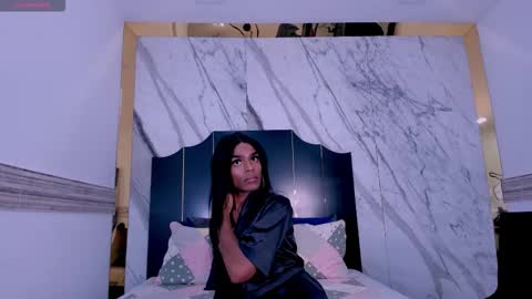 MELANIE online show from December 5, 2025, 7:28 am