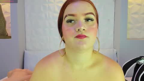 Melanie online show from November 13, 2025, 11:20 am