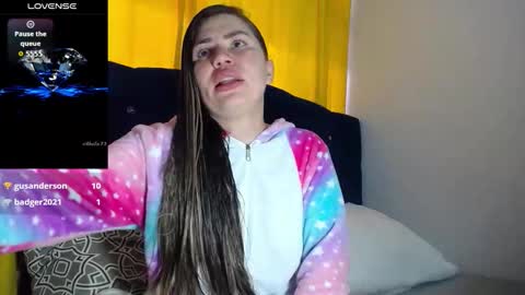 Melanie Parker online show from November 13, 2025, 7:57 pm