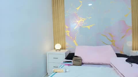 Snapshot of melaniepatton chatting on September 15, 2025, 11:54 am Melanie online show from September 15, 2025, 11:54 am